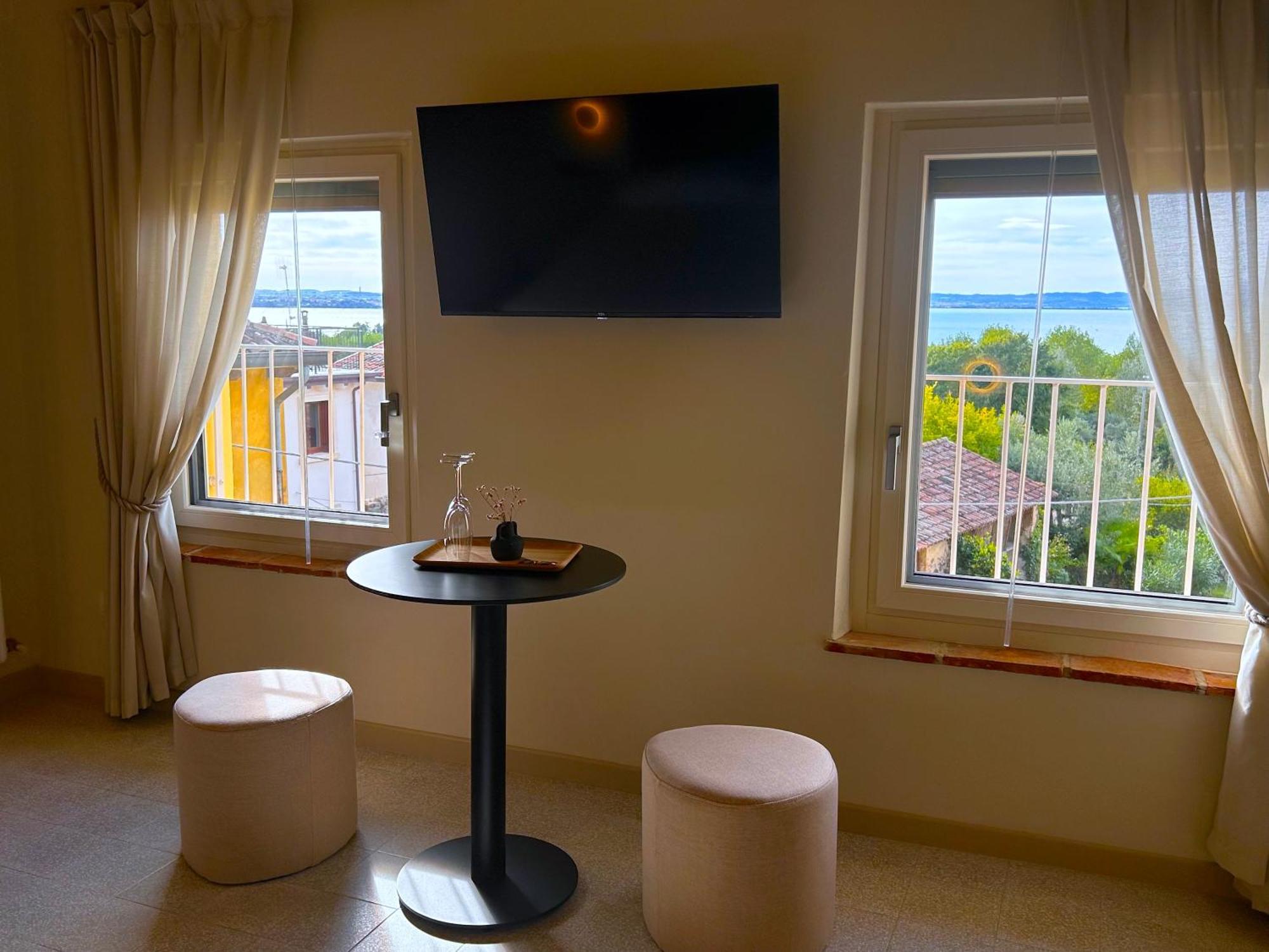 The Lake Suites Com - Luxury Stay In 拉齐塞 外观 照片