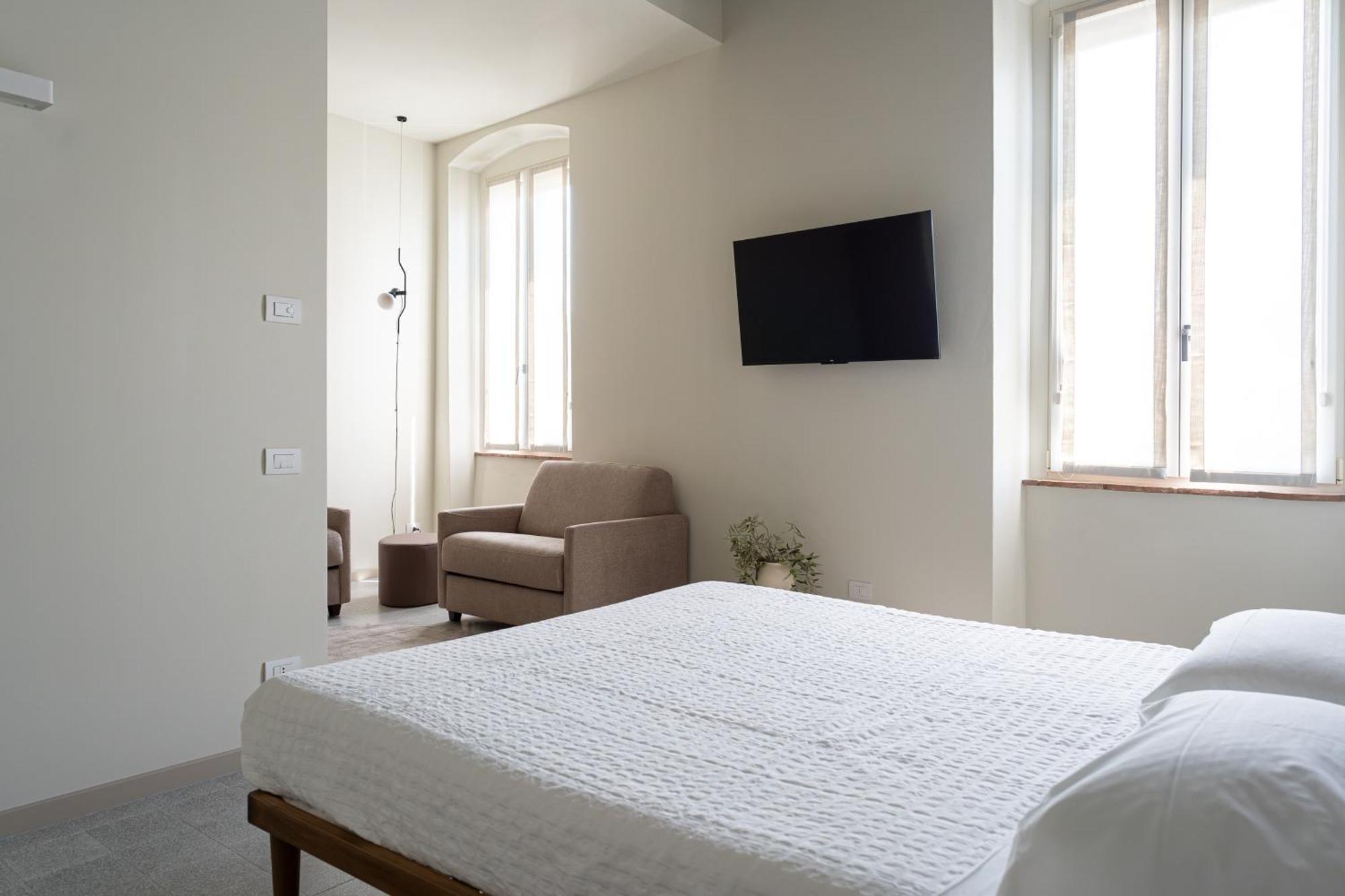 The Lake Suites Com - Luxury Stay In 拉齐塞 外观 照片