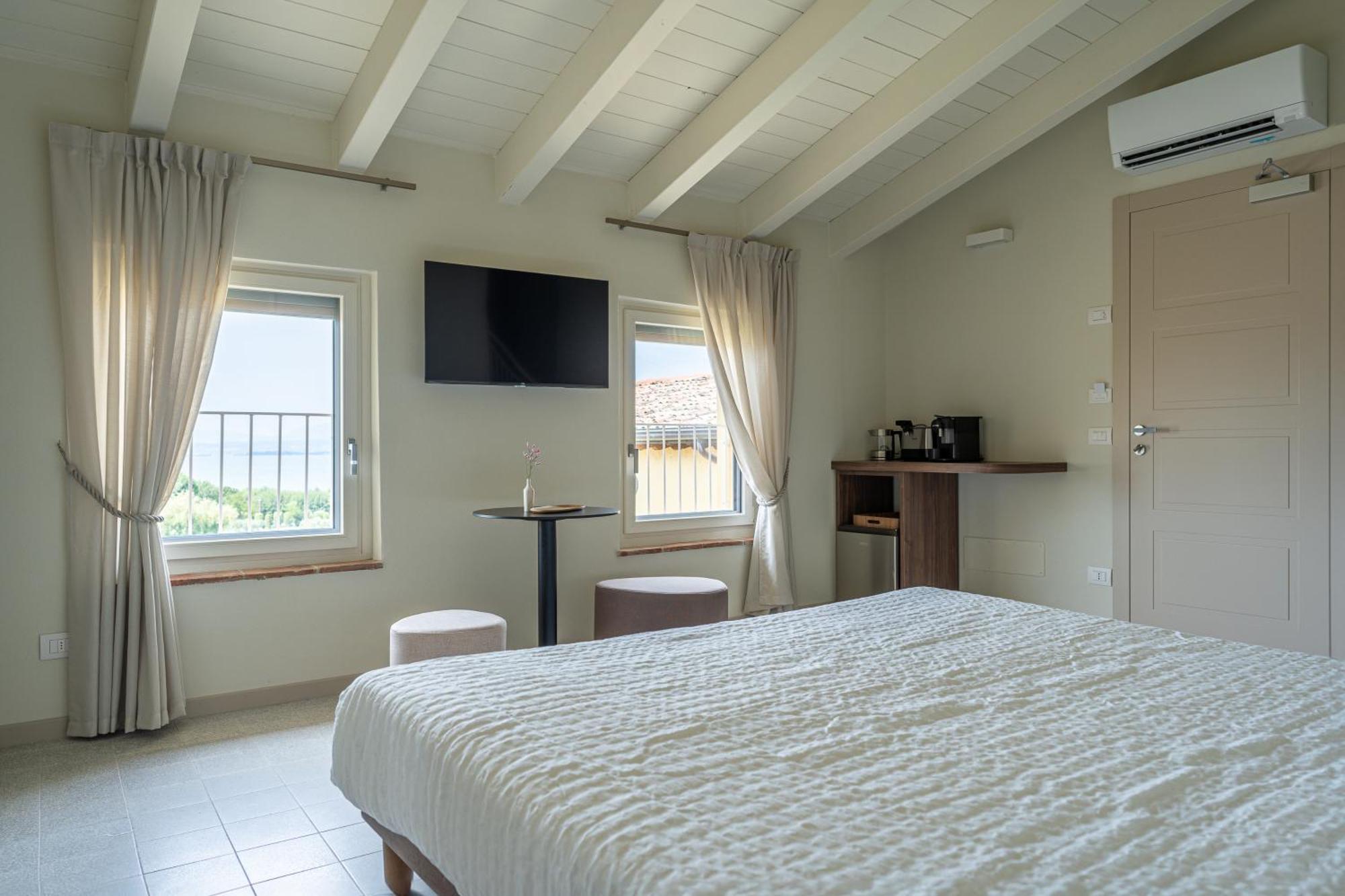 The Lake Suites Com - Luxury Stay In 拉齐塞 外观 照片