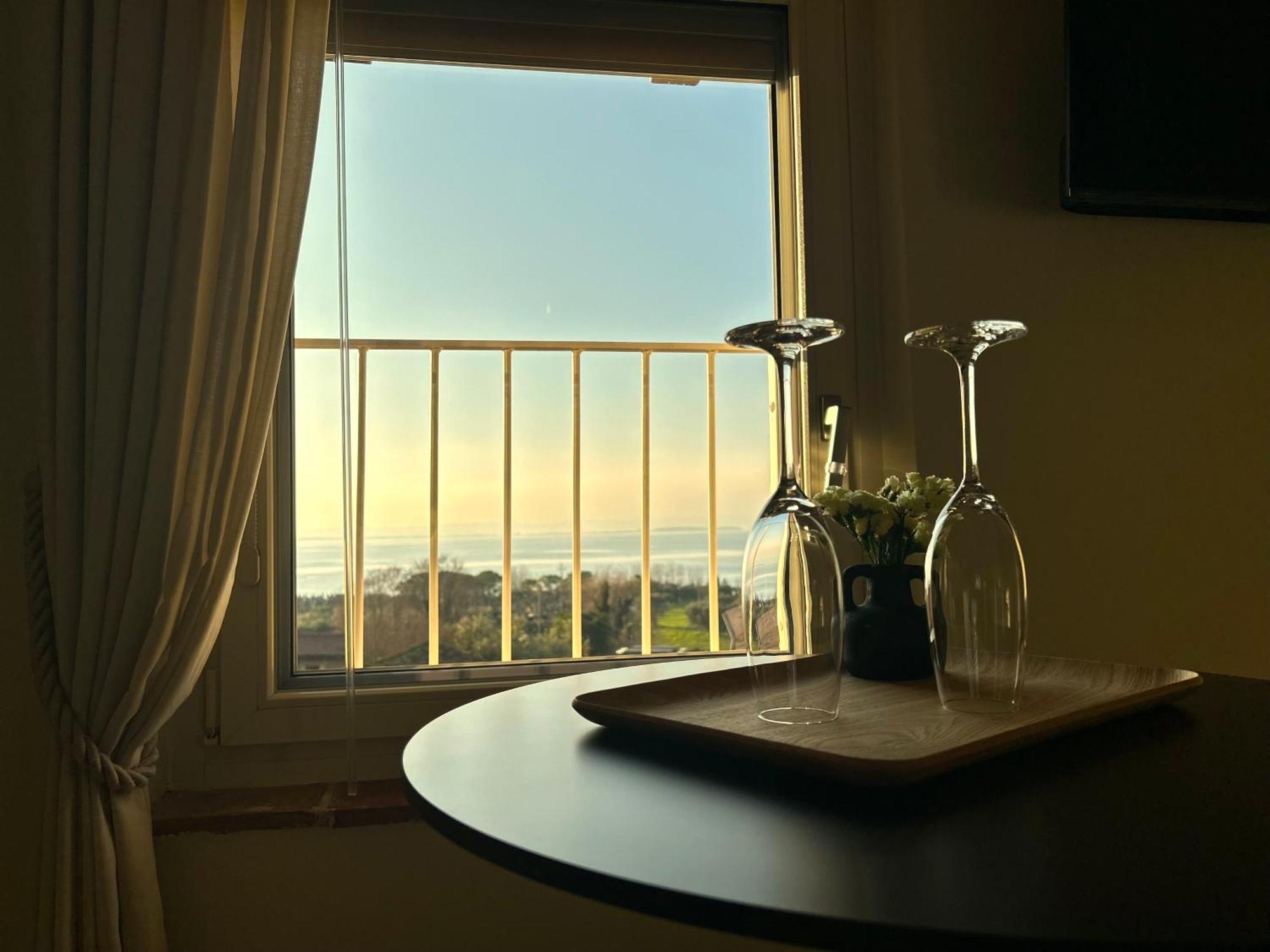 The Lake Suites Com - Luxury Stay In 拉齐塞 外观 照片
