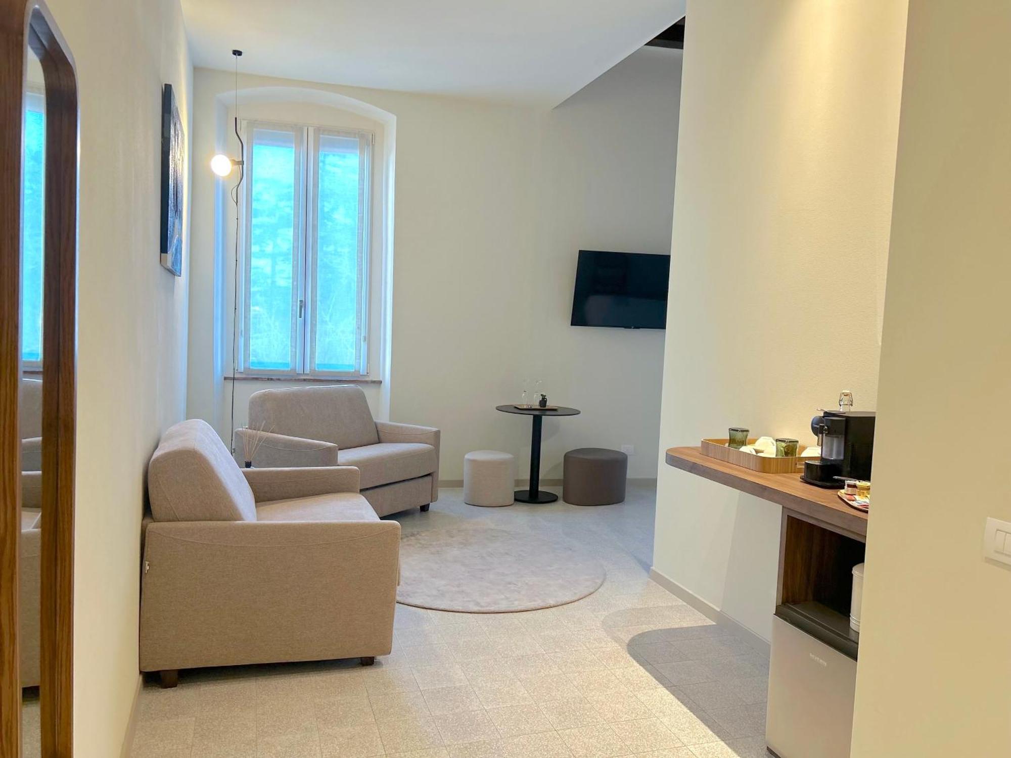 The Lake Suites Com - Luxury Stay In 拉齐塞 外观 照片