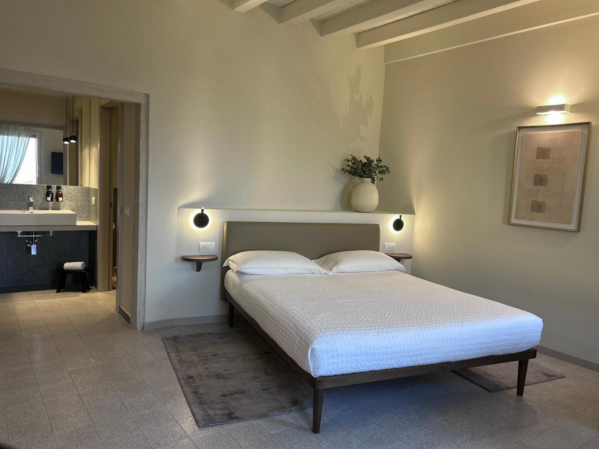 The Lake Suites Com - Luxury Stay In 拉齐塞 外观 照片