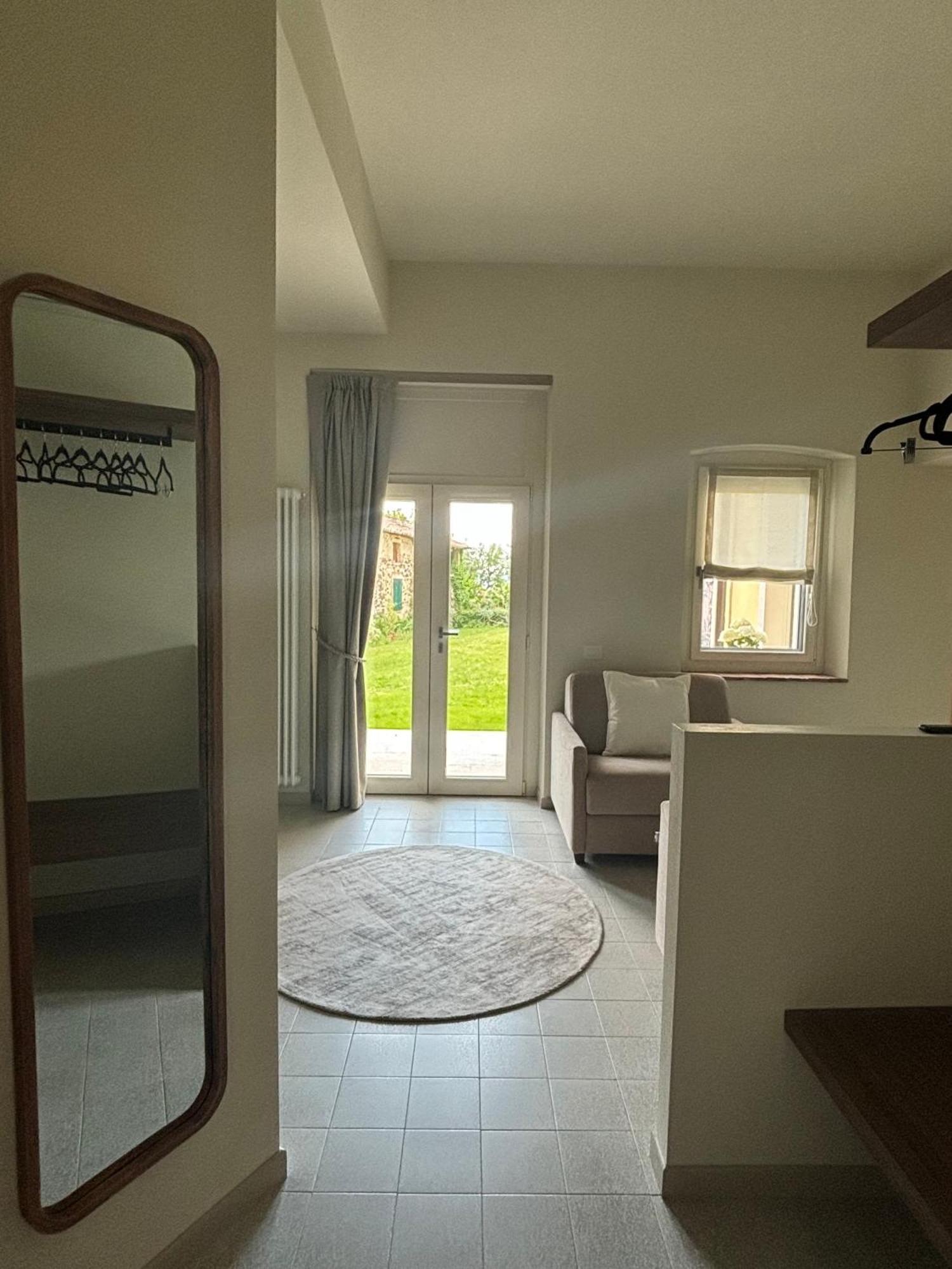 The Lake Suites Com - Luxury Stay In 拉齐塞 外观 照片